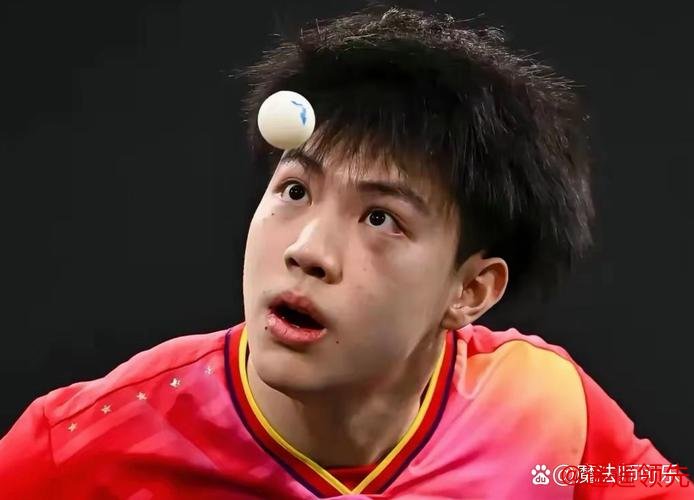 现在人人都能欺负副教授了吗？WTT马斯喀特赛：黄友政3-0梁靖崑，晋级男单16强